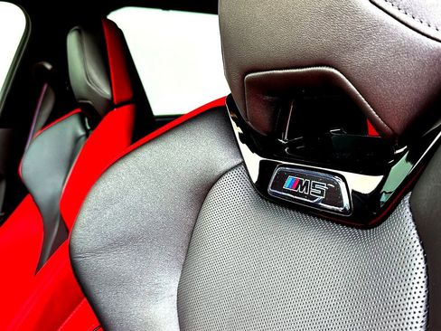 New 2026 BMW M5 Touring image 15