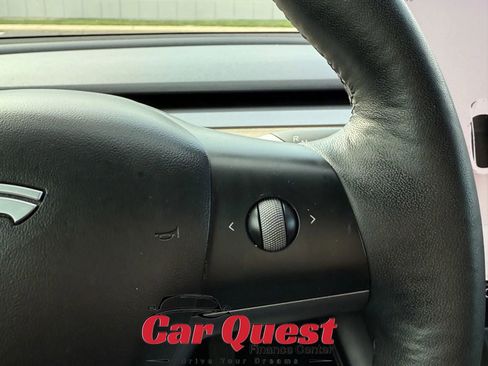 Used 2021 Tesla Model 3 Standard Range Plus image 24