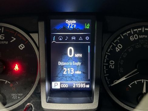 Used 2023 Toyota Tacoma TRD Off-Road AWD/4WD image 13