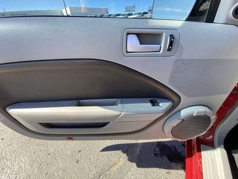 Used 2008 Ford Mustang GT image 13