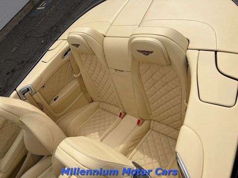 Used 2017 Bentley Continental GT AWD/4WD image 37