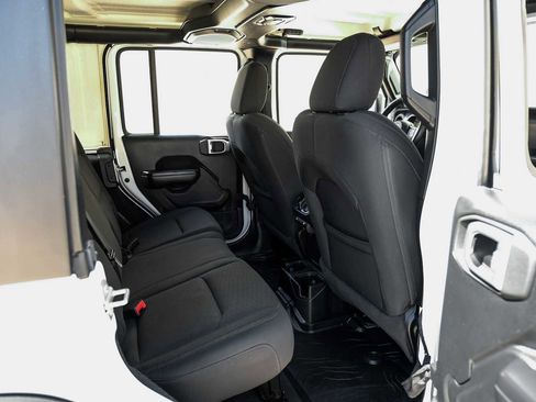 Used 2020 Jeep Wrangler Unlimited Sport image 39