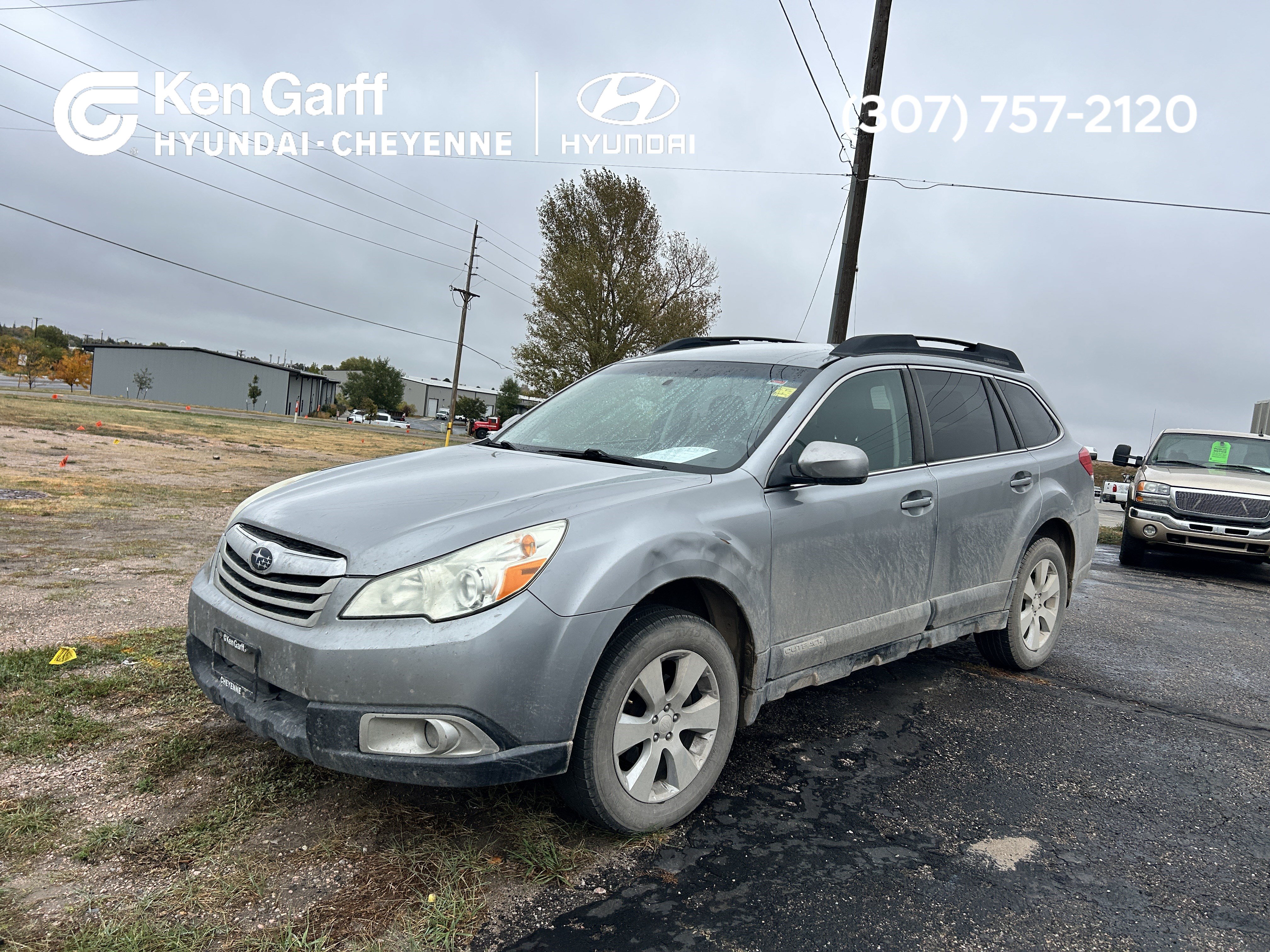 Used 2011 Subaru Outback 2.5i Premium w/ All-Weather Pkg AWD/4WD image 1