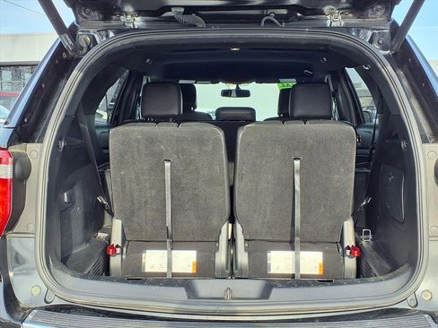 Used 2018 Ford Explorer XLT w/ Equipment Group 202A image 21