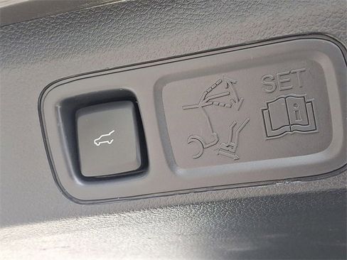 Used 2022 Lincoln Navigator Black Label image 30