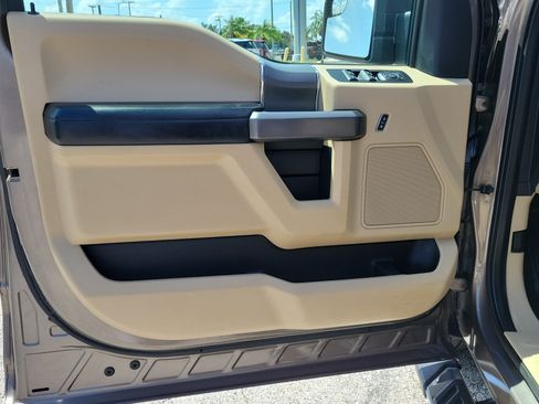 Used 2020 Ford F150 XLT w/ Equipment Group 302A Luxury RWD image 17