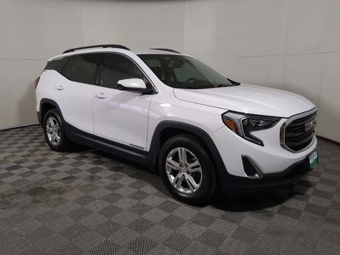 Used 2020 GMC Terrain SLE w/ Driver Convenience Package FWD image 11