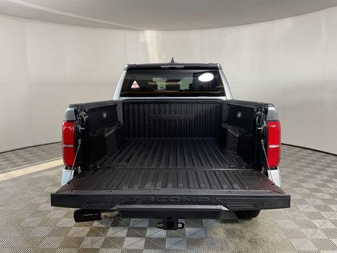 Used 2025 Toyota Tacoma SR5 image 18