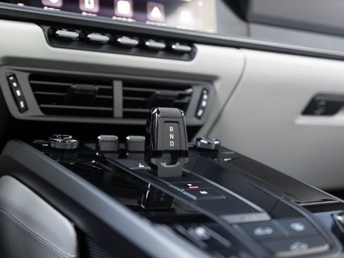 New 2026 Porsche 911 Carrera 4S image 28