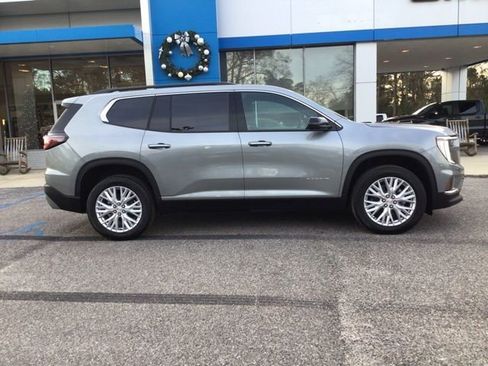 Used 2026 GMC Acadia Elevation w/ Elevation Premium Package image 5