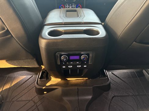 Used 2021 Chevrolet Suburban RST w/ Luxury Package image 24