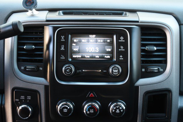 Used 2015 RAM 2500 Tradesman w/ Chrome Appearance Group AWD/4WD image 19