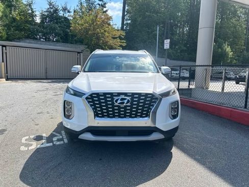 Used 2020 Hyundai Palisade SEL w/ Convenience Package FWD image 2