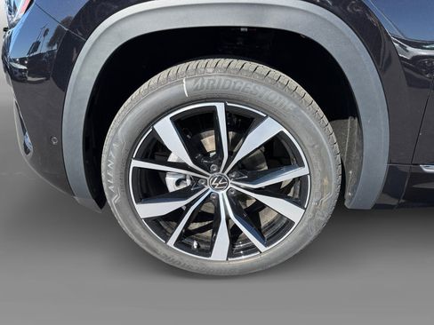 New 2026 Volkswagen Atlas SEL Premium R-Line AWD/4WD image 9