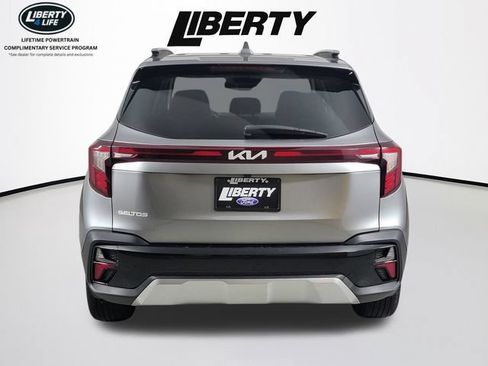 Used 2024 Kia Seltos S FWD image 4