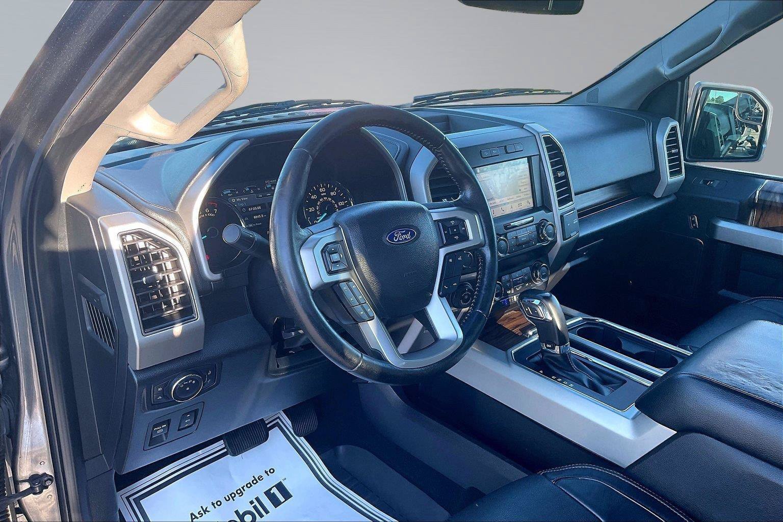 Used 2019 Ford F150 Lariat w/ Max Trailer Tow Package AWD/4WD image 15