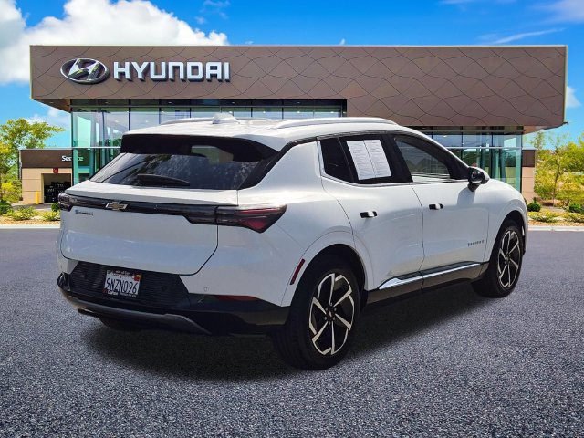 Used 2024 Chevrolet Equinox EV LT w/ LPO, All-Weather Mat Package FWD image 8