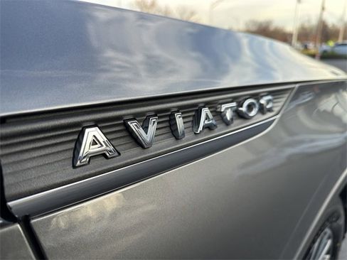 Certified 2024 Lincoln Aviator Premiere w/ Premium Package image 48