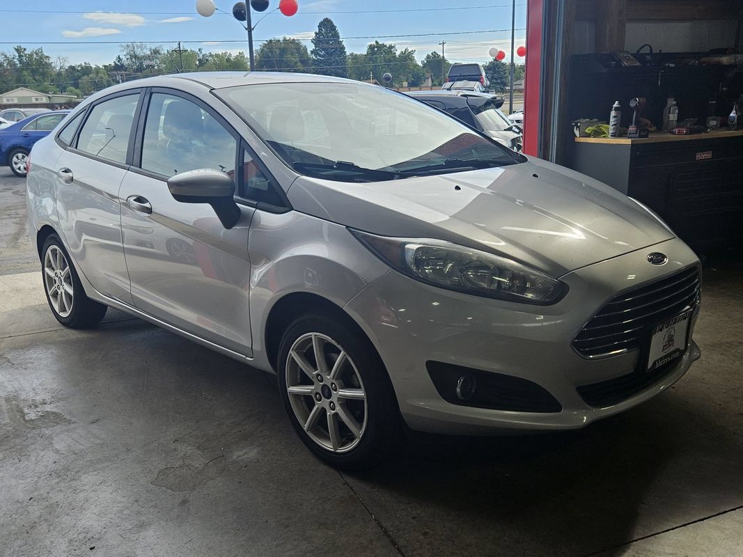 Used 2019 Ford Fiesta SE w/ Equipment Group 201A FWD image 10