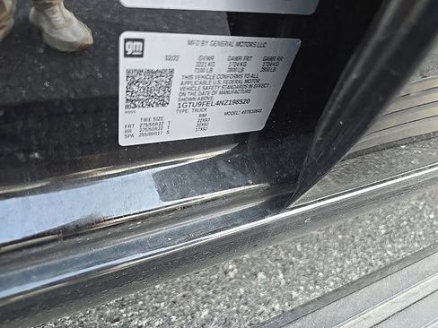 Certified 2022 GMC Sierra 1500 Denali w/ Denali Premium Package image 19