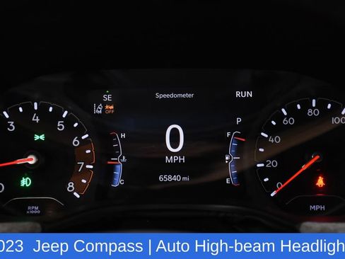 Used 2023 Jeep Compass Latitude image 13