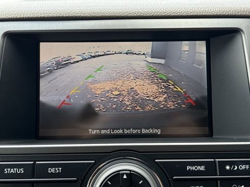 Used 2011 Nissan Armada Platinum w/ 2nd Row Captain Seat Pkg image 11