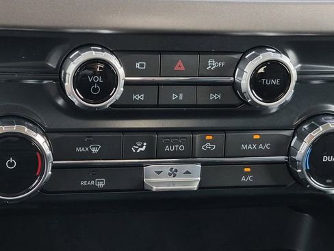 New 2026 Ford F150 XLT w/ XLT Chrome Appearance Package AWD/4WD image 19
