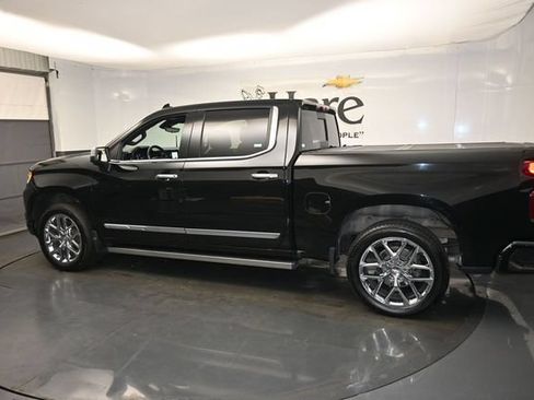Used 2023 Chevrolet Silverado 1500 High Country w/ High Country Premium Package AWD/4WD image 29