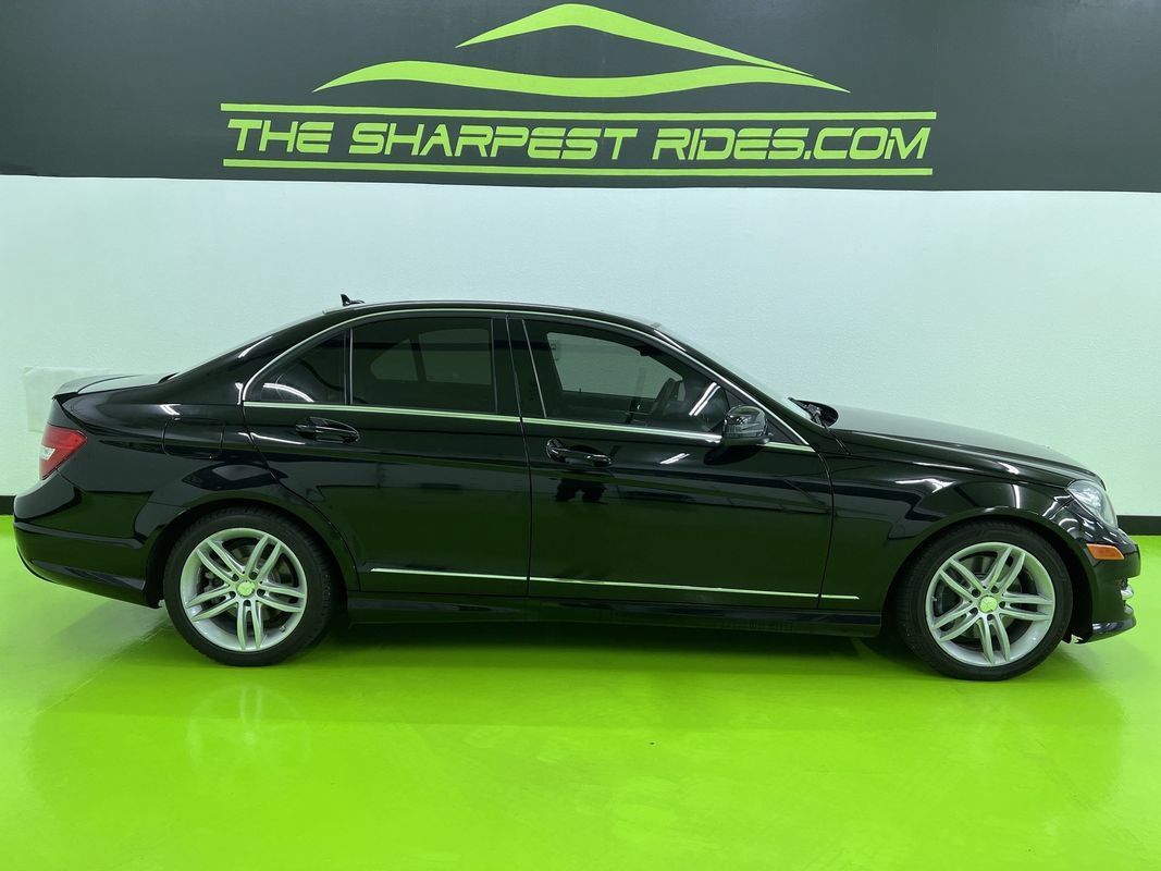 Used 2013 Mercedes-Benz C 300 4MATIC Sedan image 11