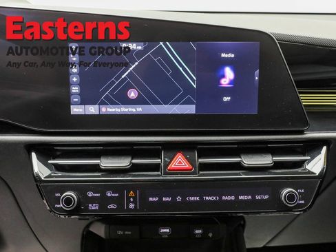 Used 2023 Kia Niro Wind w/ Wind Preserve Package image 12