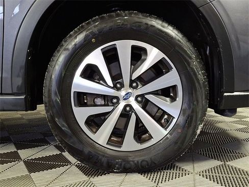 Used 2021 Subaru Outback 2.5i image 11