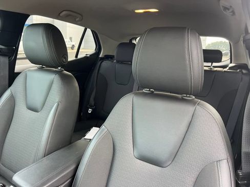 Used 2024 Buick Encore GX Preferred w/ Comfort Package AWD/4WD image 12