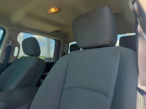 Used 2014 RAM 2500 Tradesman w/ Chrome Appearance Group AWD/4WD image 10