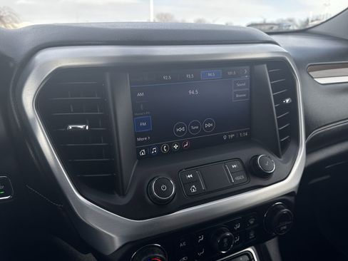 Used 2020 GMC Acadia SLE image 13