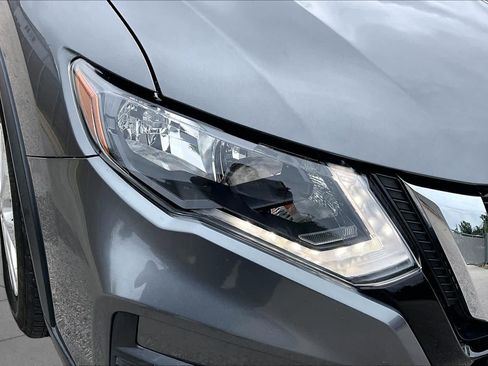 Certified 2020 Nissan Rogue S FWD image 27