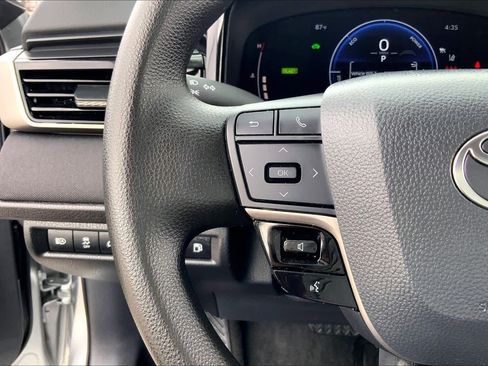 Used 2026 Toyota Camry LE FWD image 23