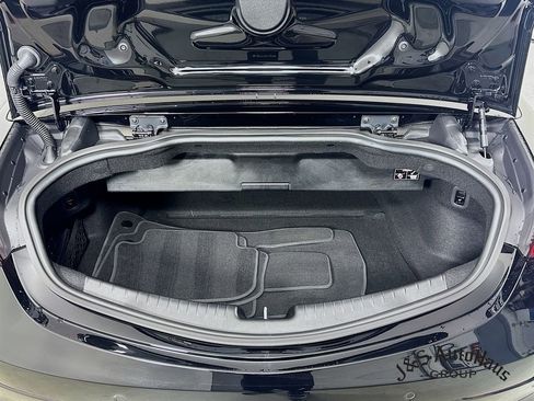 Used 2024 Mercedes-Benz CLE 300 4MATIC Cabriolet w/ Night Package image 33