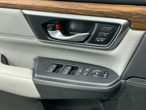 Used 2018 Honda CR-V EX-L image 16