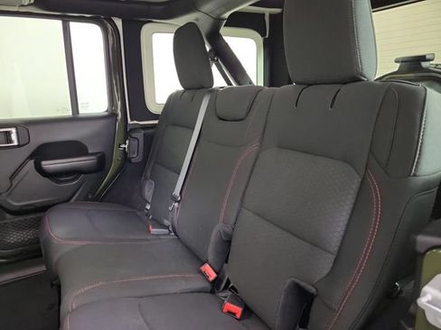 Used 2020 Jeep Wrangler Unlimited Rubicon AWD/4WD image 11