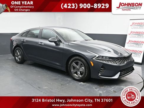 Used 2023 Kia K5 LXS image 1