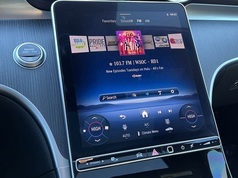 Certified 2025 Mercedes-Benz C 300 Sedan image 24