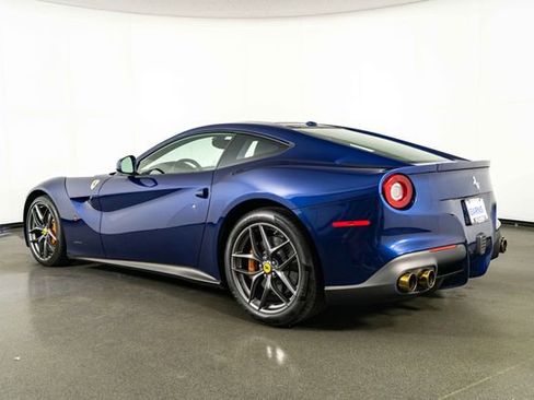 Used 2017 Ferrari F12 Berlinetta RWD image 6