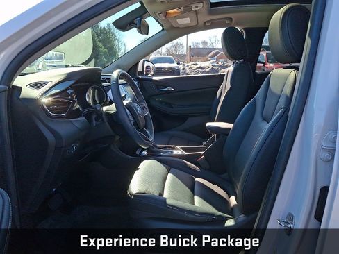 Used 2022 Buick Encore GX Essence w/ Experience Buick Package image 16