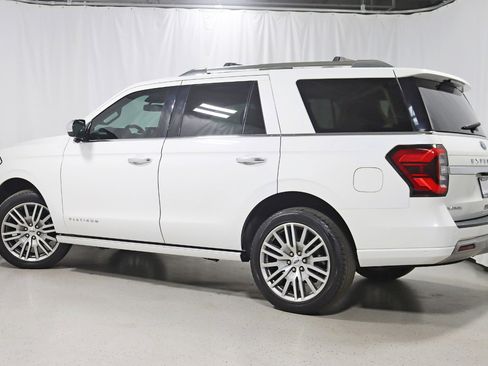 Used 2022 Ford Expedition Platinum AWD/4WD image 9