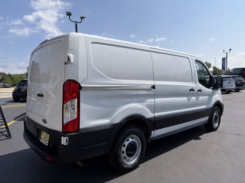 Used 2020 Ford Transit 150 Low Roof RWD image 3