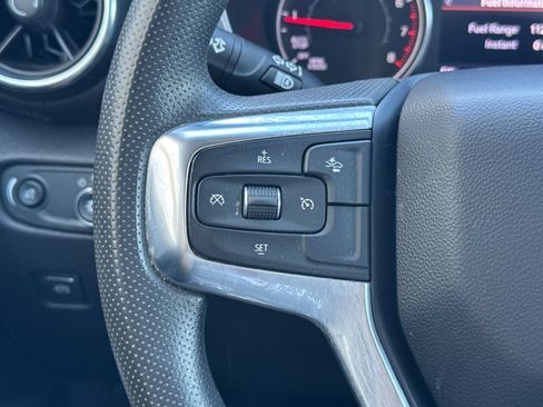 Used 2023 Chevrolet Blazer LT FWD image 28