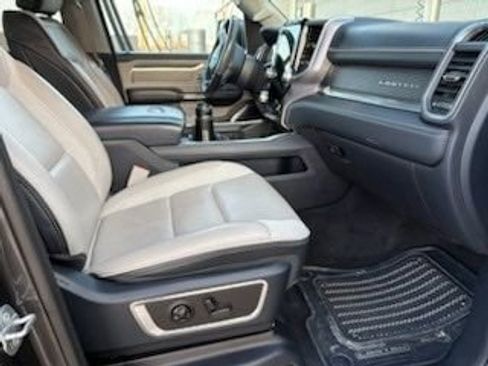 Used 2022 RAM 1500 Limited image 3
