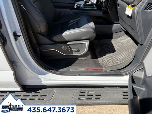 Used 2025 Ford F150 Raptor AWD/4WD image 37