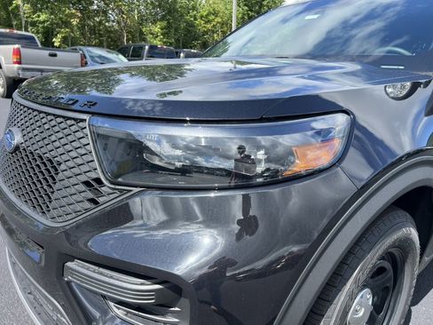 New 2025 Ford Explorer 4WD Police Interceptor image 9