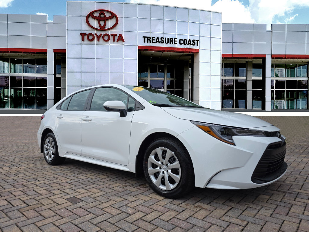 Used 2026 Toyota Corolla LE FWD image 1